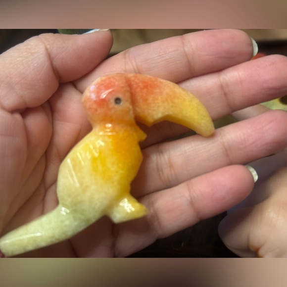 Vintage Toucan Bird Gemstone Hand Carved Stone Art Sculpture Figurine Miniature - Picture 6 of 7